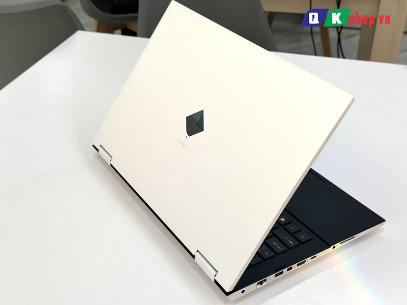 Laptop HP Omen 16 B0005DX  Core i7 - 11800H / Ram 16GB / SSD 512GB/ 16" 2K5  165Hz / RTX 3070 8GB