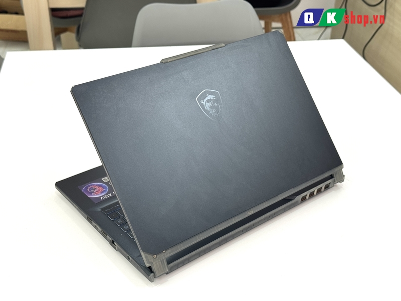 Laptop MSI Cyborg 15 A12VF Core  I7-12650H / RAM 16 GB / SSD 512GB PCIE /15.6 FHD 144Hz /  VGA 8GB RTX4060