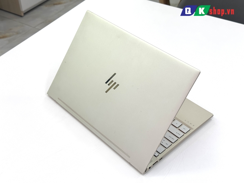 Laptop HP Envy 13 AQ1022TU  Core I5-10210U / RAM 8GB / SSD 512GB /13.3FHD
