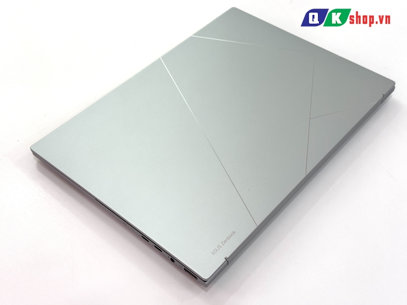 Laptop ASUS Zenbook 14 UX3405CA Untra 9 - 285H / RAM 32GB / SSD 1TB PCIE / 14" 2K8  OLED  120Hz