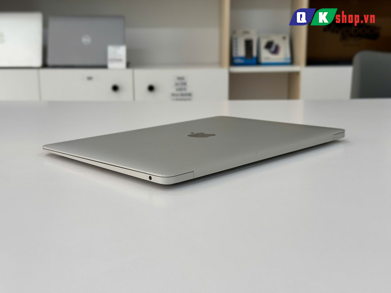 Macbook Air 13 inch 2020 M1 / Ram 16GB / SSD 256GB / 13" 2K