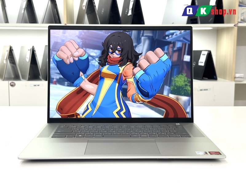 Laptop Dell Inspiron 16 5625 - Ryzen 7 - 5825U / Ram 8GB / SSD 512GB / 16.0 FHD+