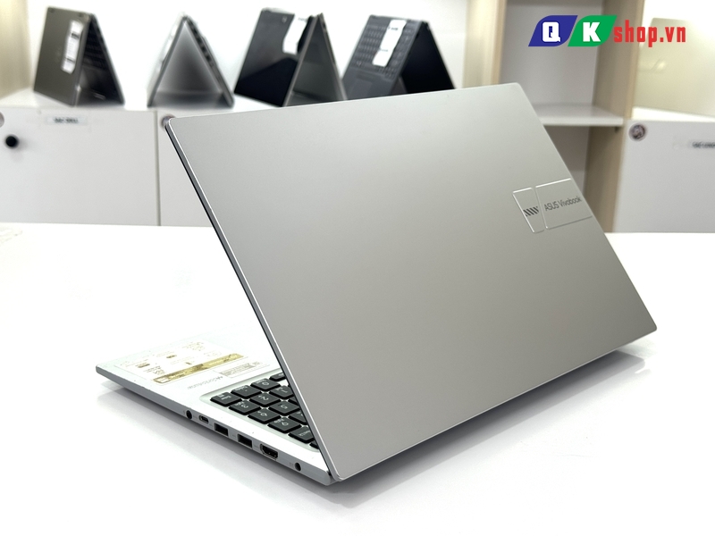 Laptop ASUS Vivobook 15 X1502VA-BQ885W Core I5 - 13420H / Ram 16GB / SSD 512GB / 15.6 FHD