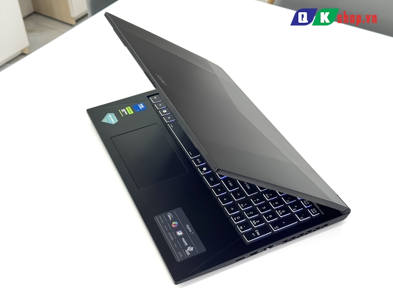 Acer Gaming Aspire 7 A715-59G-79XF Core 7 240H / Ram 16GB / SSD 512GB / RTX 3050 6GB / 15.6" Full HD 144Hz