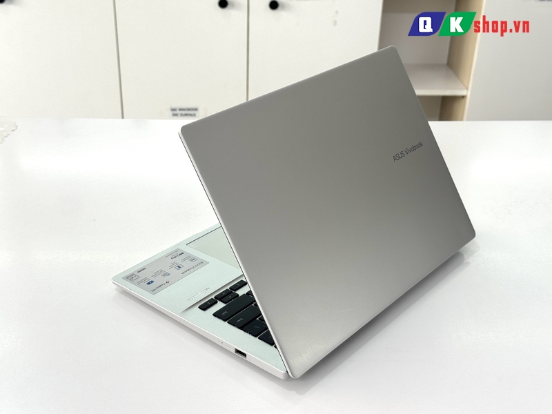 ASUS VivoBook 14X OLED K3405ZF-KM184W Core I5-12500H / Ram 16GB / SSD 512GB PCIE  / 14" 2.8K OLED / VGA 4GB RTX2050