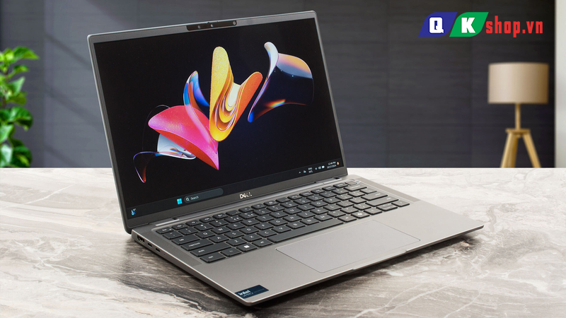 Dell Latitude 7450 : Ultra 5-135H / Ram 16GB / 512GB SSD / Intel Arc Graphics / 14 inch FHD+