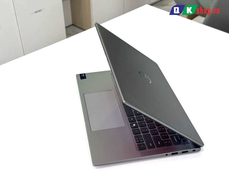 Laptop Dell Latitude 7450  Ultra 5-135H / Ram 16GB / 512GB SSD / Intel Arc Graphics / 14 inch FHD+