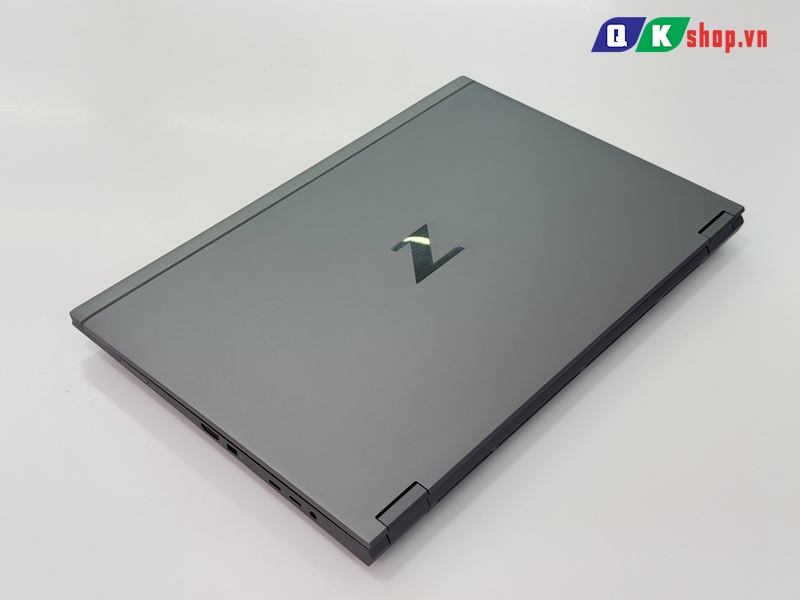 Laptop HP Zbook Fury G8 Core i7-11800H / Ram 16GB / SSD 512GB / Quadro T1200 4GB / 15.6" FHD