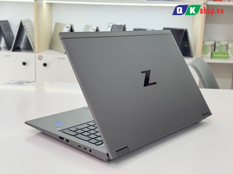 Laptop HP Zbook Fury G8 Core i7-11800H / Ram 16GB / SSD 512GB / Quadro T1200 4GB / 15.6" FHD