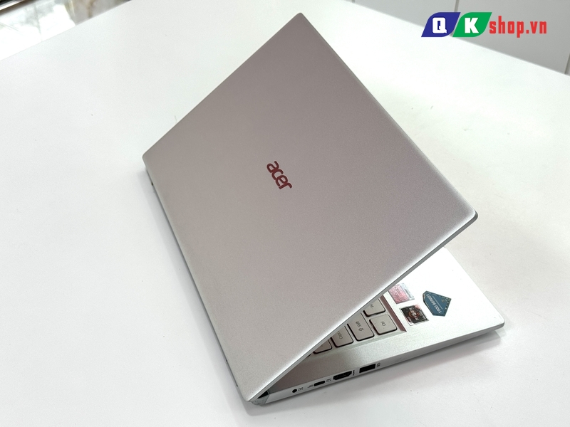 Laptop Acer Swift 3 SF314-43-R4X3 R5-5500U / Ram 16GB / SSD 512GB PCIE / 14.0 FHD