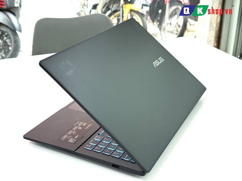 Laptop ASUS Gaming V16 V3607VU-RP343W CORE 5-210H / RAM 16GB / SSD 512GB PCIE / 16" WUXGA / VGA 6GB RTX4050