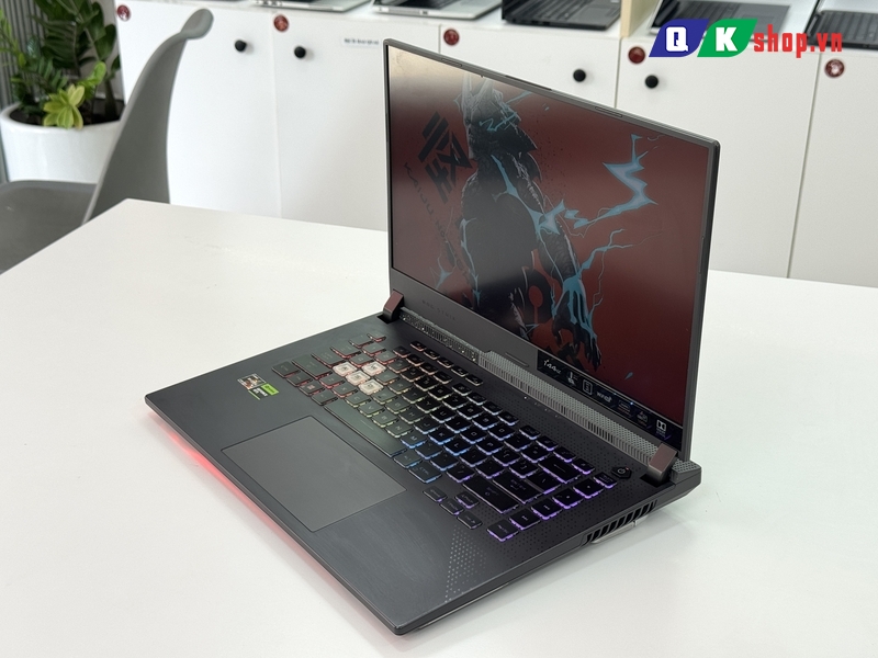 Laptop Asus ROG Strix G513RC-HN038W Ryzen 7 6800HS / Ram 8GB / SSD 512GB / 15.6 " FHD / RTX 3050 4GB