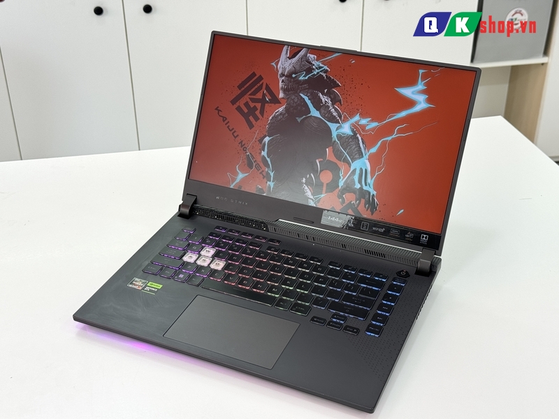 Laptop Asus ROG Strix G513RC-HN038W Ryzen 7 6800HS / Ram 8GB / SSD 512GB / 15.6 " FHD / RTX 3050 4GB