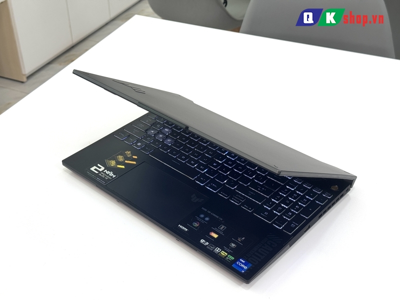 Laptop Asus TUF Gaming F15 FX507ZU4-LP520W Core  I7-12700H / 16GB / SSD 512GB PCIE  / 15.6 FHD 144HZ / VGA 6GB RTX4050