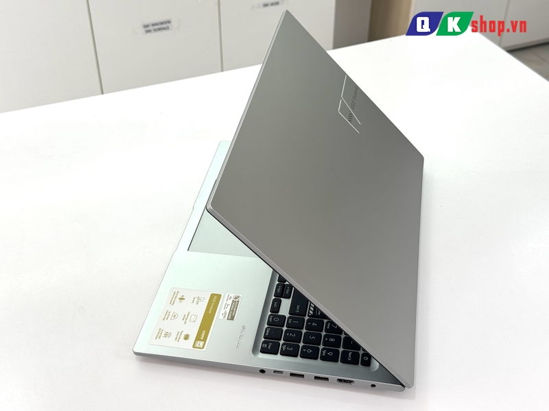 Laptop Asus Vivobook 16 X1605VA - MB1875WS  Core i7 - 13620H / Ram 16GB / SSD  512GB / 16"  WUXGA