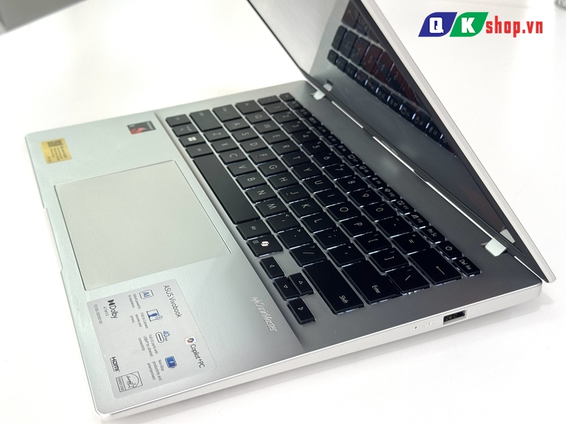 Laptop Asus Vivobook S14 S3407QA-SF043WS Snapdragon X X1 26 100 / Ram 16GB / SSD 512GB / Qualcomm Adreno / 14 inch FHD OLED