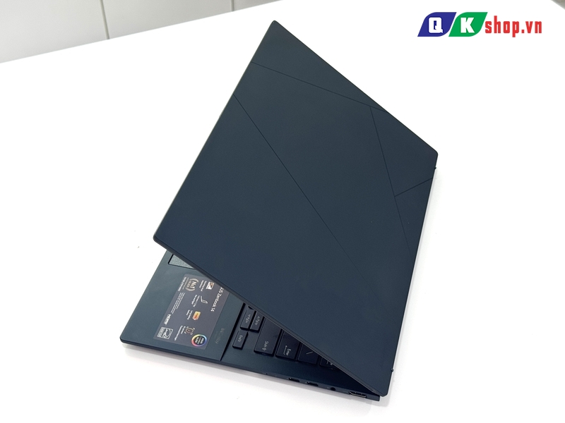 Laptop ASUS Zenbook 14 UX3405CA-PZ187WS Untra 5 - 225H / Ram 16GB / SSD 512GB  / 14.0 3K OLED 120HZ
