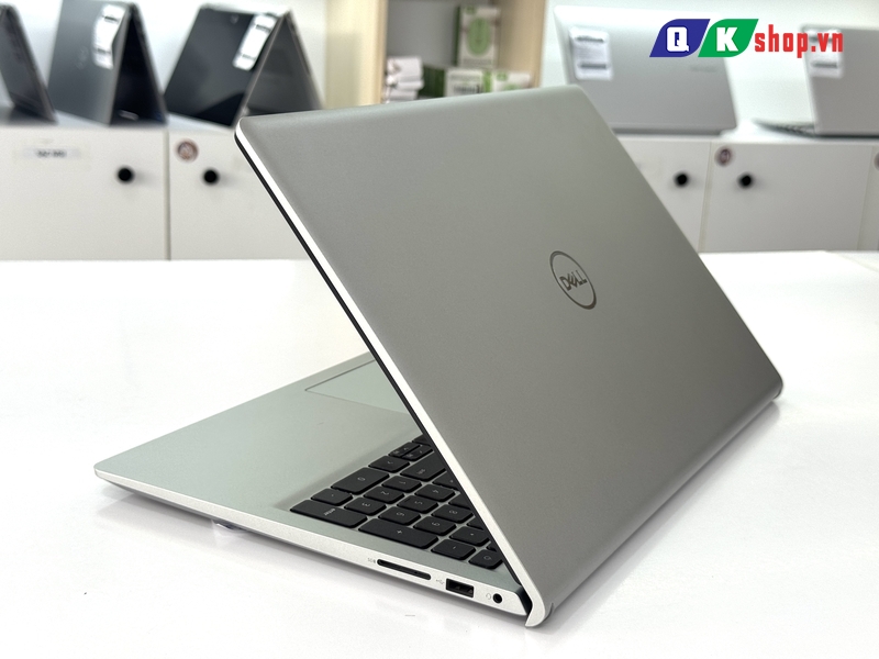 Laptop Dell 15 DC15250 Core I7 - 1355U / Ram 16GB / SSD 512GB / 15.6 FHD 120Hz