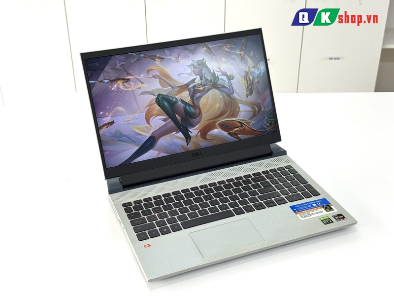 Laptop Dell Gaming G15 5515  Ryzen 5 - 5600H / RAM 16GB / SSD 256GB / 15.6 FHD 120Hz / VGA 4GB RTX3050