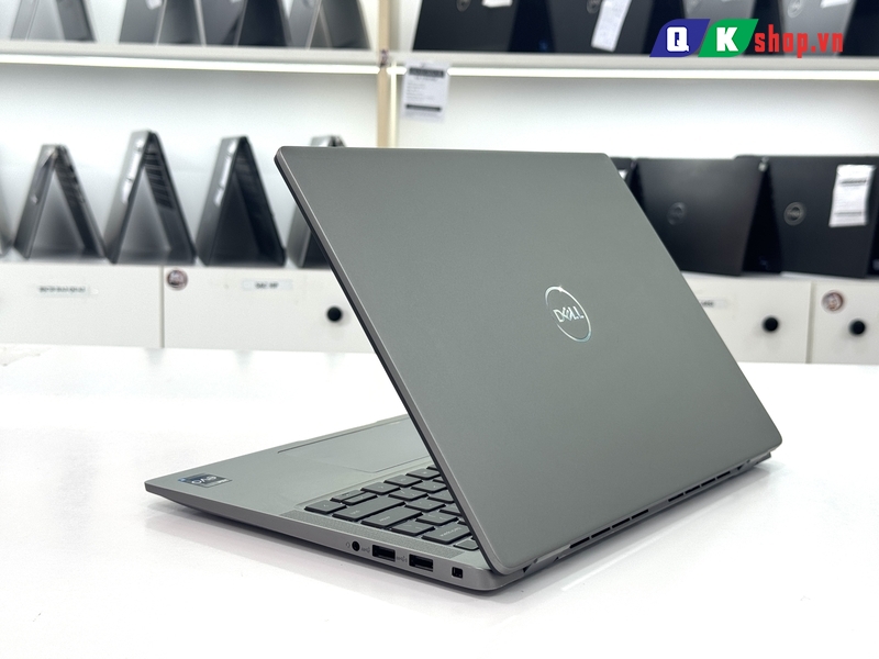 Laptop Dell Latitude 14 7440 Core i7-1365U / RAM 32GB / SSD 256GB / 14" 2K Cảm ứng