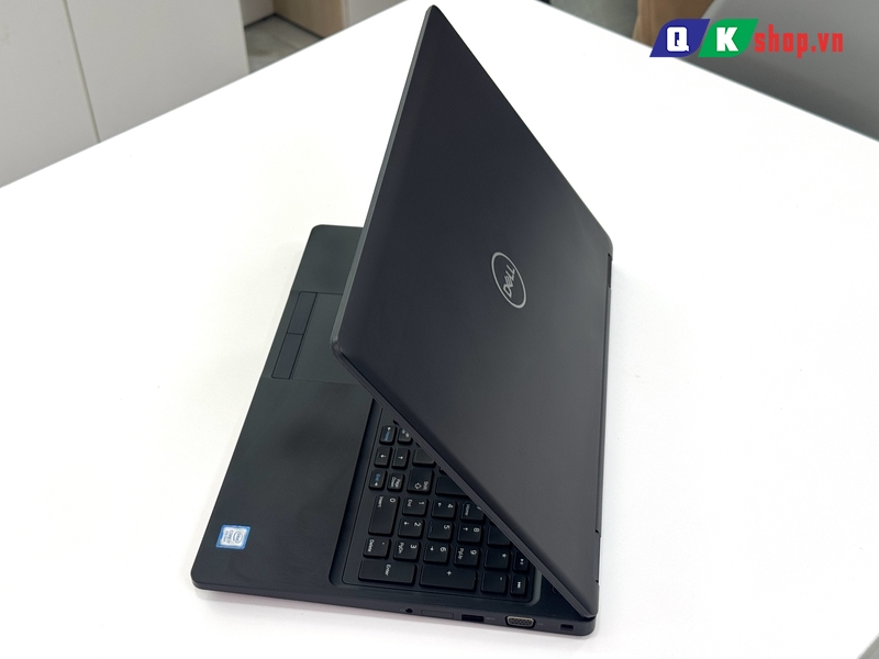 Laptop Dell Precision 3530 – Core i7 8750H / Ram 16GB / SSD 256GB /  15.6" FHD / Quadro P600 4GB
