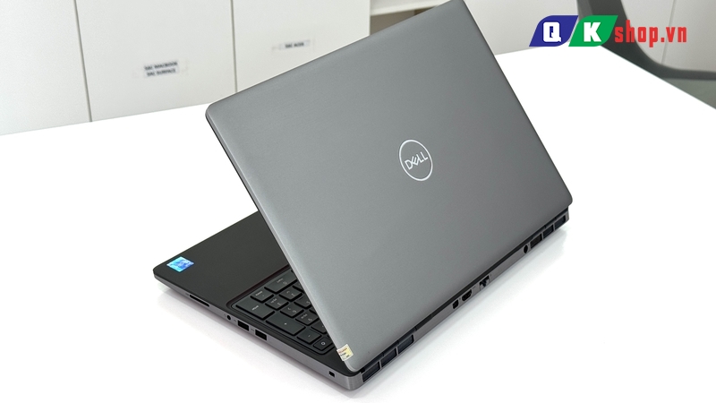 Laptop Dell Precision 7560 Core i7 - 11850H / Ram 16GB / SSD 512GB / 15.6" FHD / RTX A1200 4GB