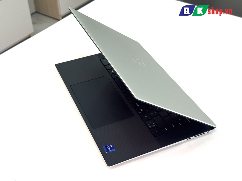 Laptop Dell XPS 9510  Core i9-11900H / RAM  32GB / SSD 1 TB /  15.6 inch 3.5K / VGA 3050TI 4GB