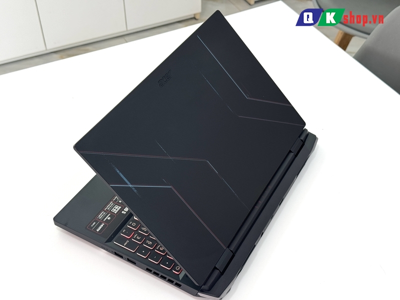 Laptop Gaming Acer Nitro 5 Tiger AN515-58-769J Core i7-12700H / Ram 16GB / SSD 512GB / 15.6 inch FHD / RTX 3050 4GB