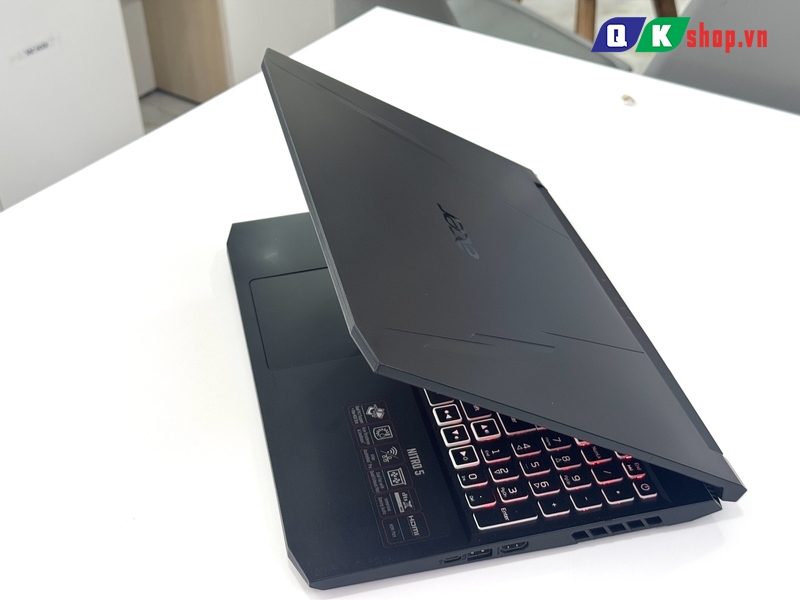 Laptop Gaming Nitro 5  AN515-57 Core I5-11400H / Ram 8GB / SSD 512GB PCIE / 15.6 IPS 144Hz / RTX 1650 - 4GB
