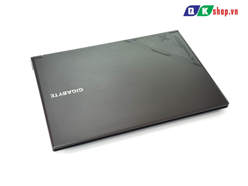 Laptop Gigabyte G6X 9MG Core i7-13650HX  / Ram 16GB / SSD 512GB  /  16 inch WUXGA 165Hz / RTX 4050 6GB