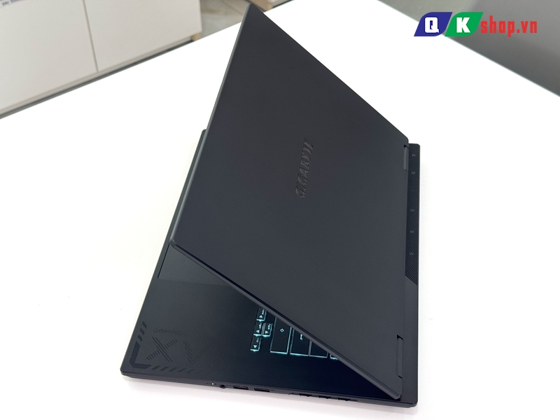Laptop Gigabyte Gaming A16-CMHI2VN893SH Core i7 13620H /Ram 16GB/SSD 512GB/16"FHD+/RTX4050 6GB