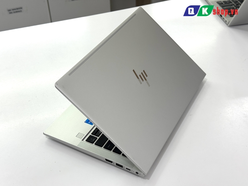 Laptop HP Elitebook 630 G9 Core I5 - 1235U / Ram 8GB / SSD 256GB PCIE / 13.3 FHD