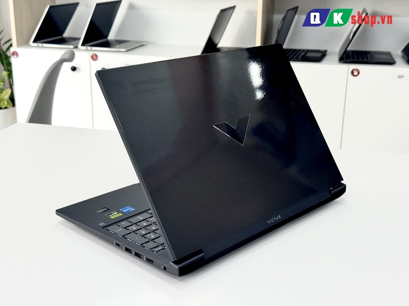 Laptop HP Gaming VICTUS 16 R0130TX Core i5 13500H / Ram 16GB / SSD 512GB / RTX 3050 6GB / 16.1" FHD 144H 144Hz
