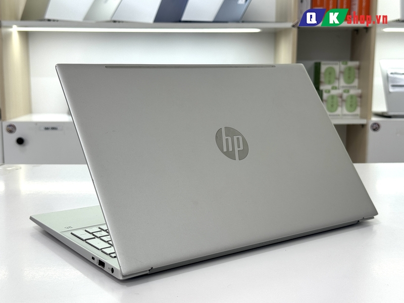 Laptop HP Pavilion 15-EG0542TU Core I3 - 1125G4 / Ram 8GB / SSD 256GB / 15.6" FHD
