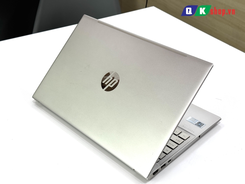 Laptop HP Pavilion 15-EG2035TX Core  I5 - 1235U / 8GB / 512GB PCIE / 15.6 FHD / VGA MX550 2GB