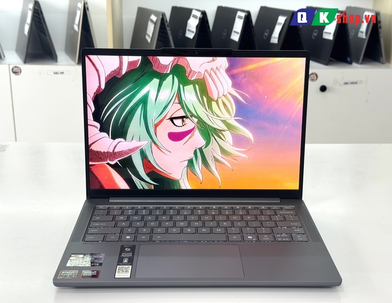Laptop Lenovo IdeaPad Slim 5 OLED 14AKP10 RYZEN AI 7 350 / Ram  16GB / SSD 512GB PCIE / 14.0 WUXGA