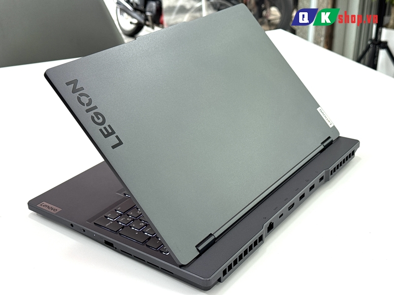 Laptop Lenovo Legion R7000 APH9 R7-8745H / Ram 16GB / SSD 512GB PCIE / 15.6 FHD 144Hz / VGA RTX 4060 8GB