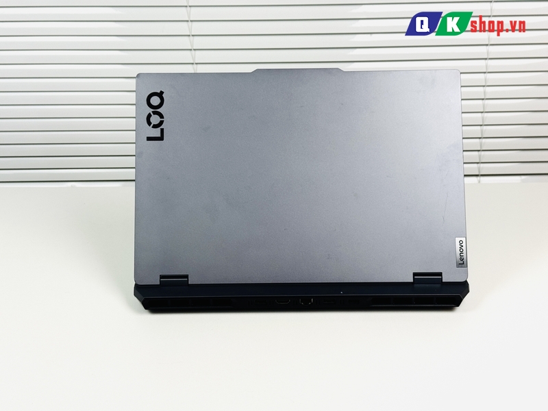 Laptop Lenovo LOQ Gaming 15IRX9 Core i5-12450HX / Ram 16GB / SSD 512GB / 15.6"FHD 144Hz / RTX 2050 4GB