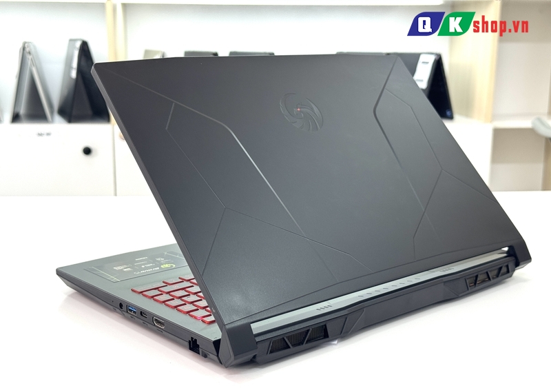 Laptop MSI Gaming Bravo 15 B5DD - 279VN - Ryzen 5 - 5600H / Ram 8GB / SSD 512GB PCIE / 15.6" FHD IPS / VGA 4GB RX5500M