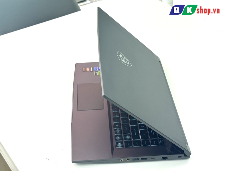 Laptop MSI Gaming Thin 15 B13UC-2044VN Core I7-13620H / Ram 16GB / SSD 512GB PCIE  / 15.6 FHD 144Hz / VGA 4GB RTX3050