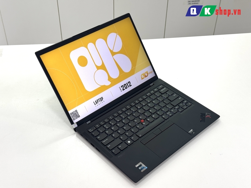 Lenovo ThinkPad X1 Carbon Gen 10 Core i7 1260P / Ram 16GB / SSD 512GB / 14"FHD+