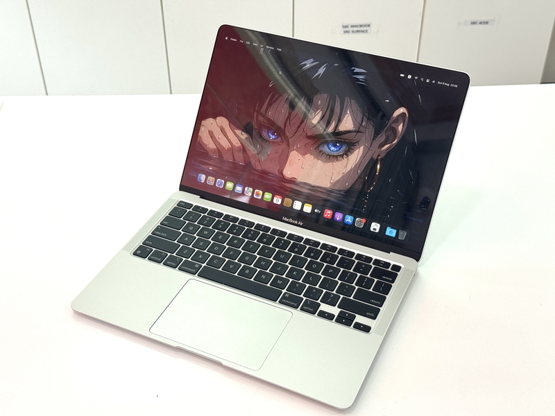 Macbook Air 13 M1 2020  - Apple M1 / Ram 8 / SSD 256GB / 13" 2K Retina
