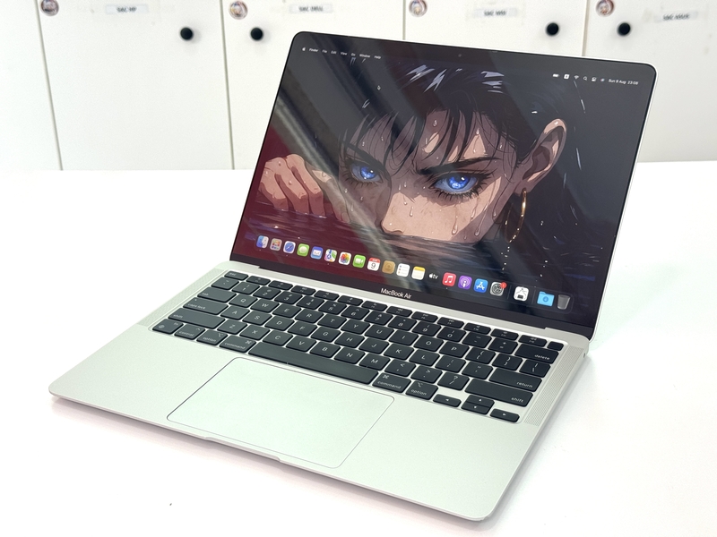 Macbook Air 13 M1 2020  - Apple M1 / Ram 8 / SSD 256GB / 13" 2K Retina