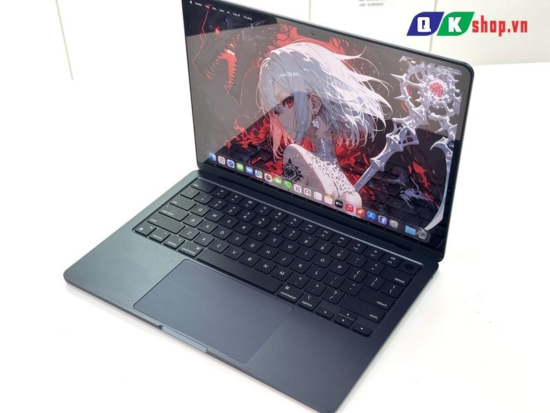 MacBook Air 13 M2 2024 8CPU /8GPU / Ram 16GB / SSD 256GB / 13.6" 2k Liquid Retina