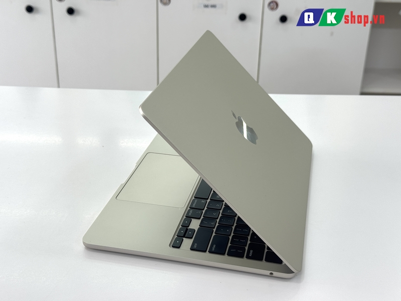 MacBook Air 13 M2 / Ram 16GB / SSD 256GB / 13.6" 2k Liquid Retina