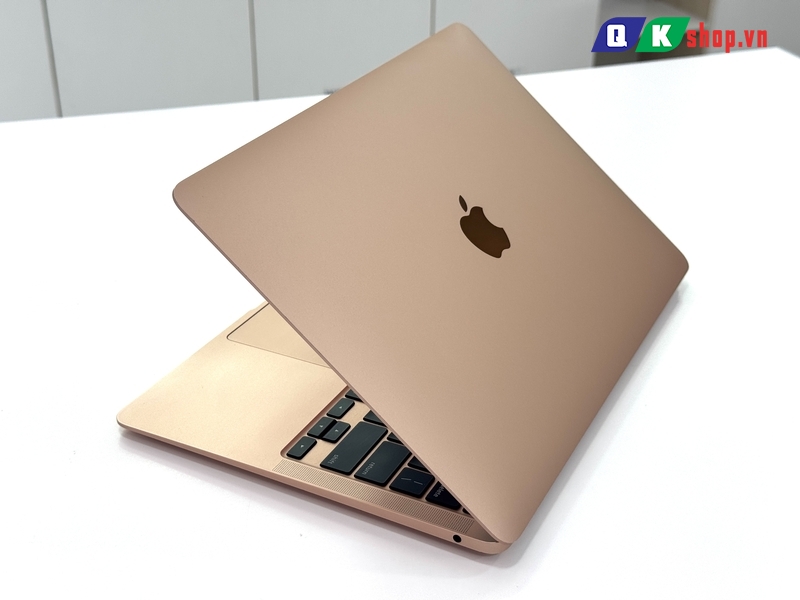 MacBook Air M1  2020 / Ram 8 GB / SSD 256 GB / 13.3 " Retina ( 2562x1600)