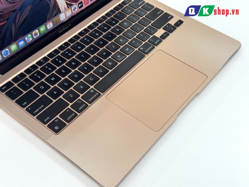 MacBook Air M1  2020 / Ram 8 GB / SSD 256 GB / 13.3 " Retina ( 2562x1600)