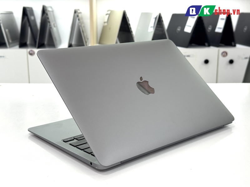 MacBook Air M1 2020 / Ram 8GB / SSD 256GB / 13.3 Retina