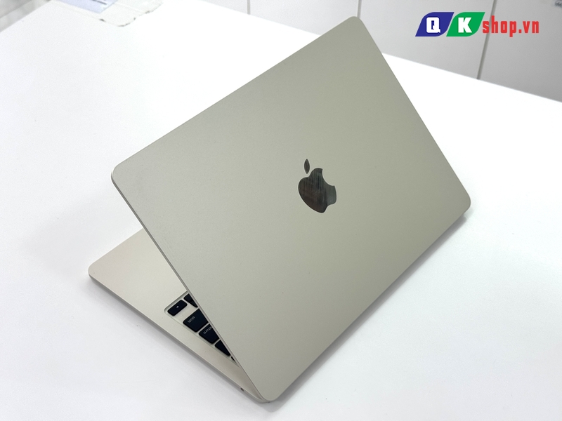 MacBook Air M2 2022 / Ram 16GB / SSD 256GB / 13.6" Retina