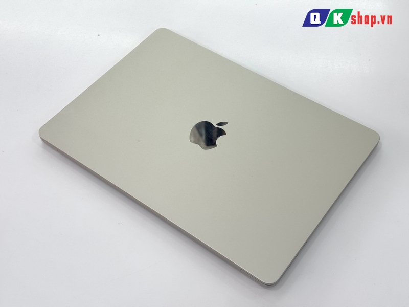 MacBook Air M2 2022 / Ram 16GB / SSD 256GB / 13.6" Retina